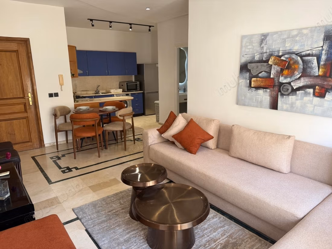 Superbe appartement à louer à Gauthier. 1 espace de vie. Grenier