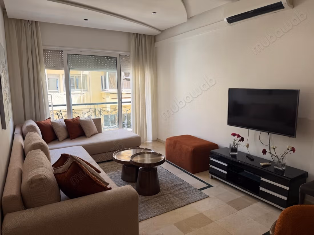 Superbe appartement à louer à Gauthier. 1 espace de vie. Grenier