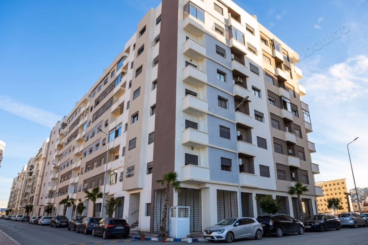Appartement meublé 3 ch — Résidence près lac rahra