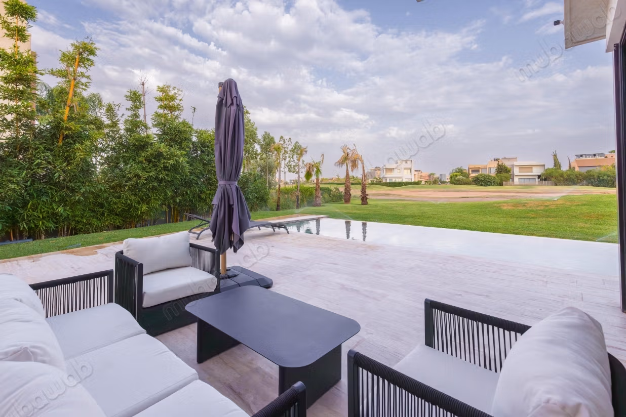 Villa contemporaine 5 suites 
argan golf