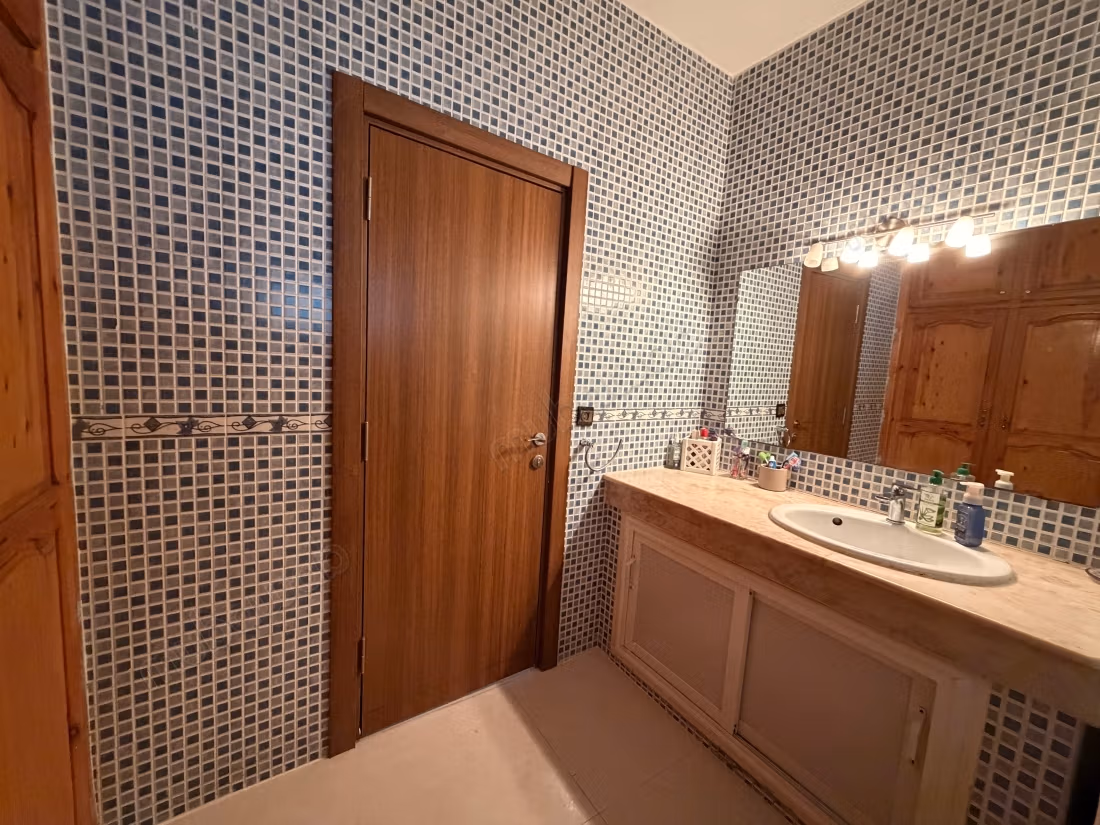 Appartement rénové en plein centre de Casablanca