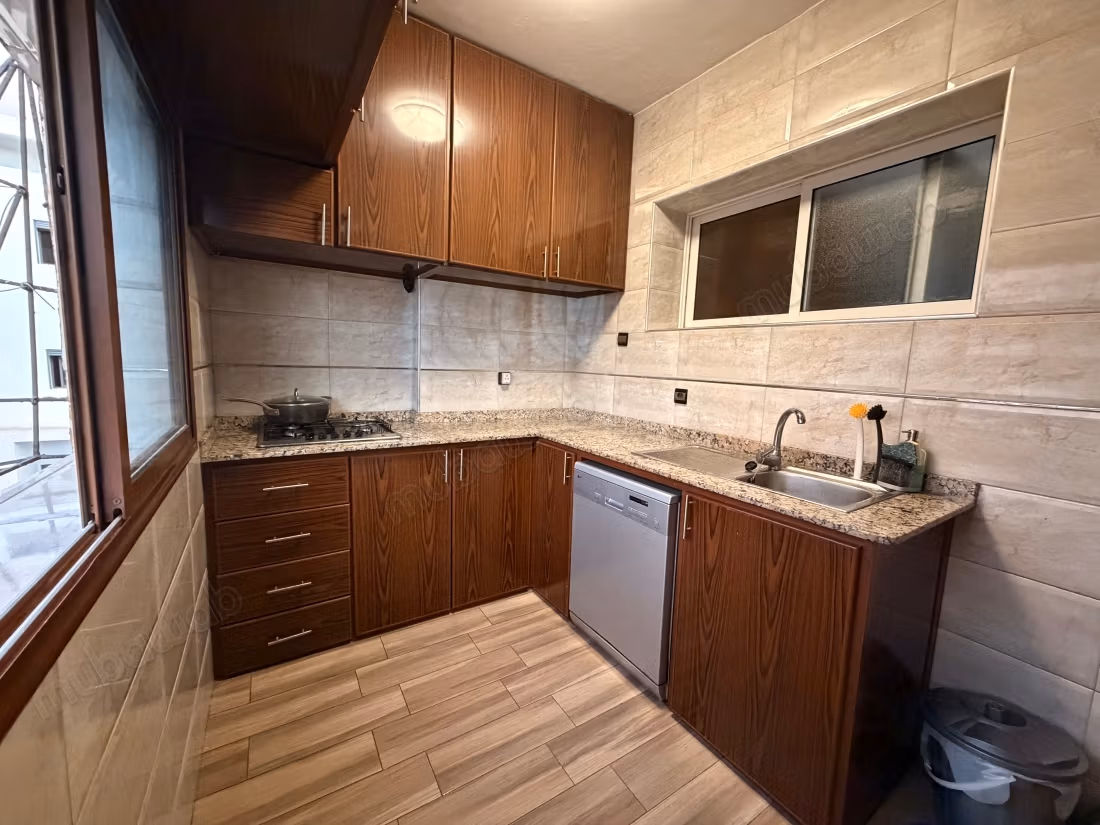Appartement rénové en plein centre de Casablanca