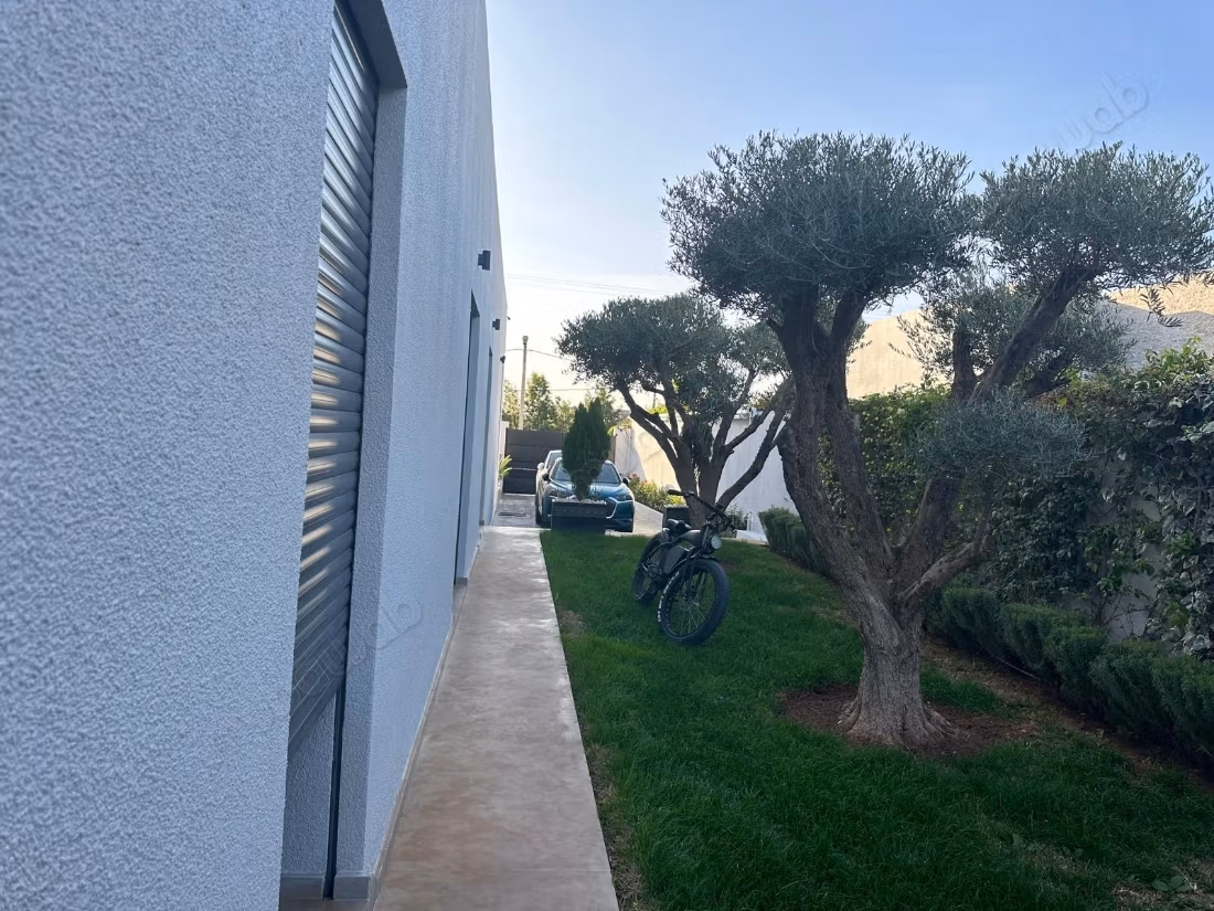 À vendre villa de luxe à 10 km de Marrakech