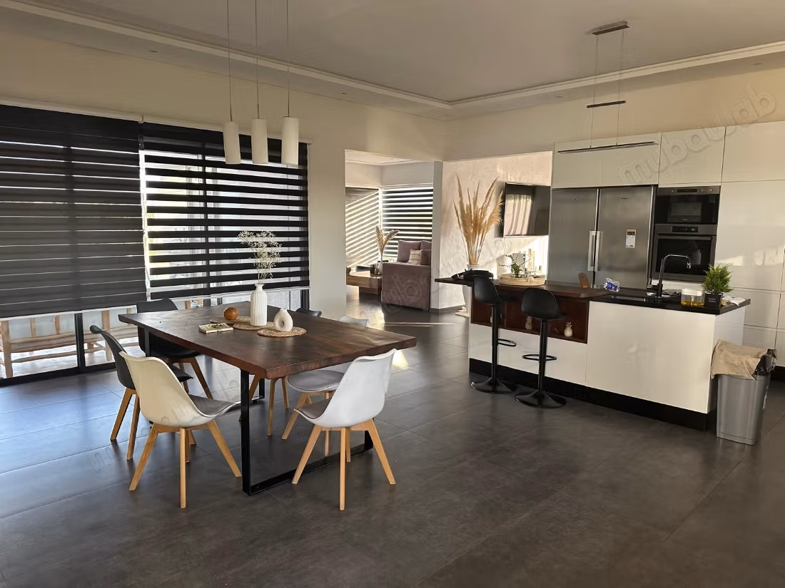 À vendre villa de luxe à 10 km de Marrakech