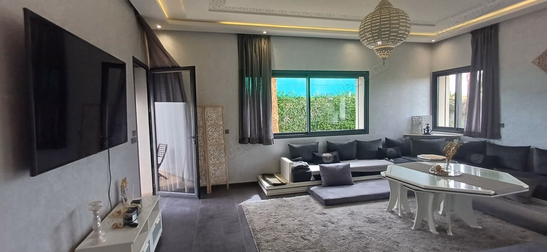 À vendre villa de luxe à 16 km de Marrakech