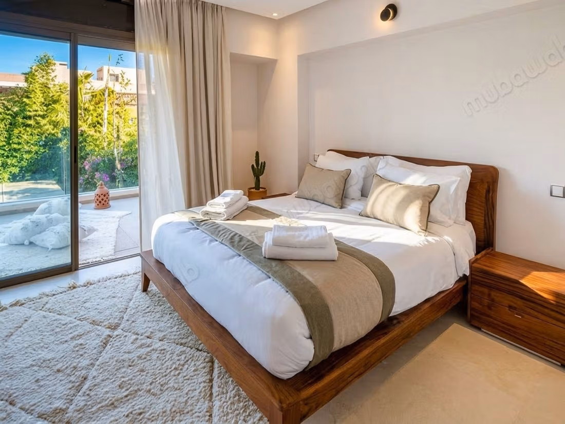 Villa de 745m², en résidence Golfique