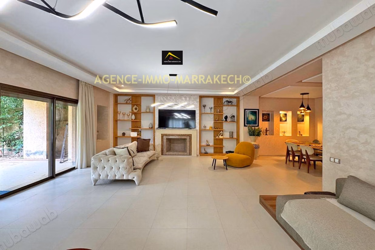 Villa de 745m², en résidence Golfique, avec VNA