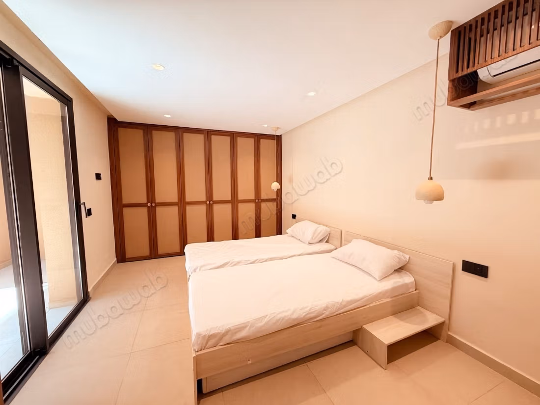 Contemporary villa golf Al Maaden