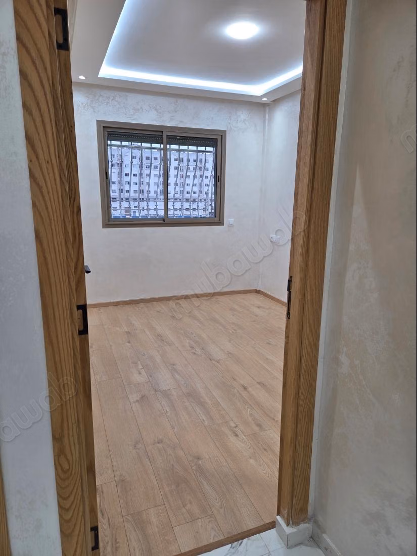 Appartement neuf haut sta. Idéal étudiants tram gare