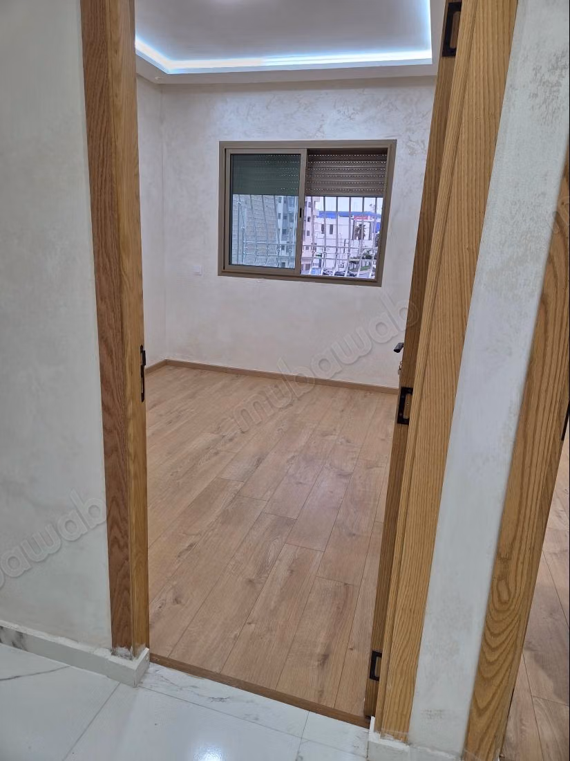 Appartement neuf haut sta. Idéal étudiants tram gare