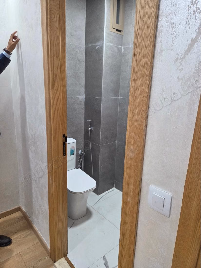Appartement neuf haut sta. Idéal étudiants tram gare