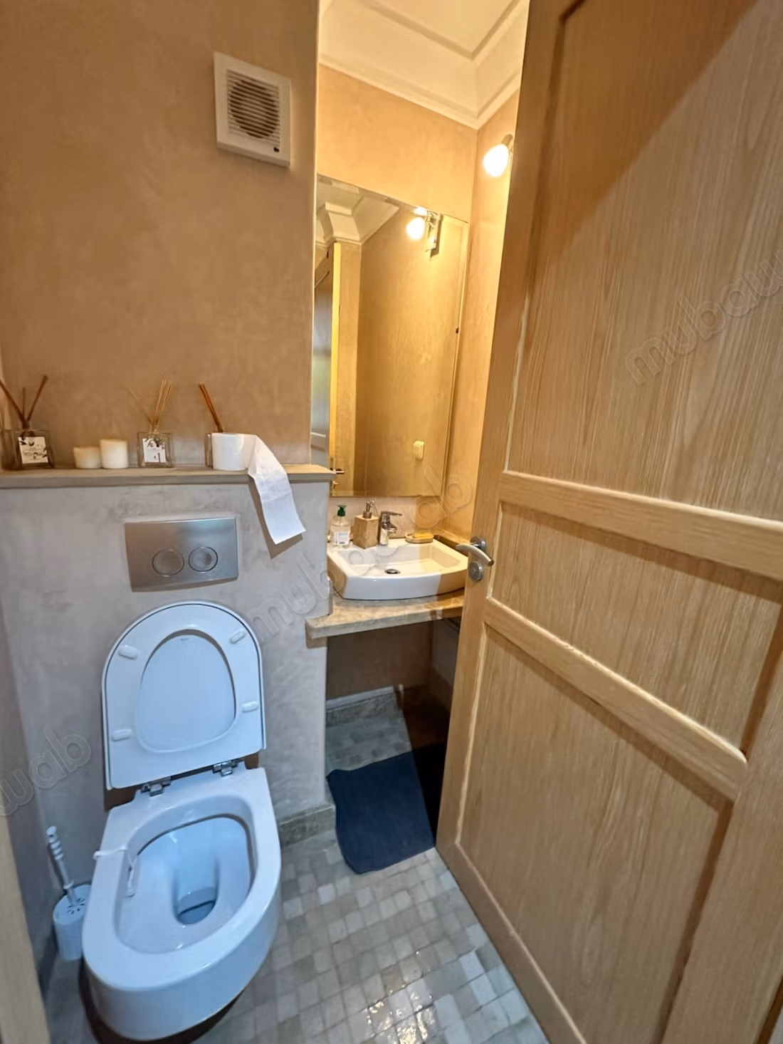 Hermoso apartamento en venta en la Route de l'Ourika. Superficie de 105 m². Amueblado