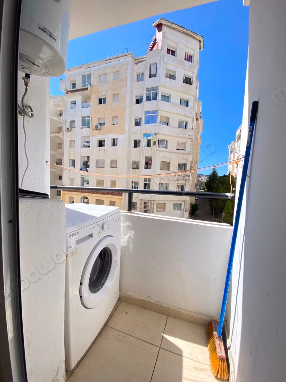 Appartement meublé à louer à valfleuri 
tanger