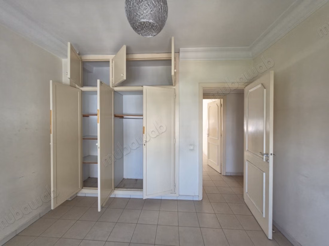 Superbo appartamento in affitto a MAHAJ RIAD