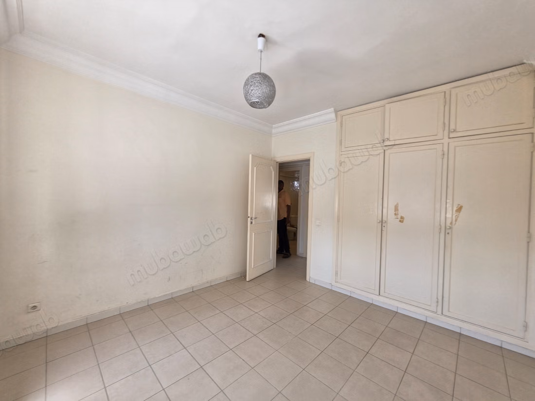 Superbo appartamento in affitto a MAHAJ RIAD