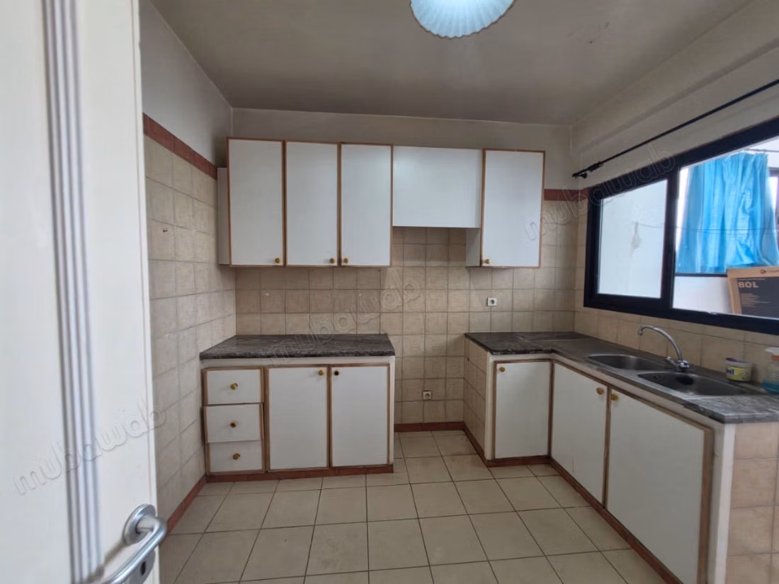 Superbo appartamento in affitto a MAHAJ RIAD