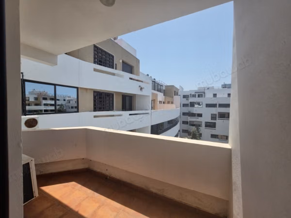 Superbo appartamento in affitto a MAHAJ RIAD