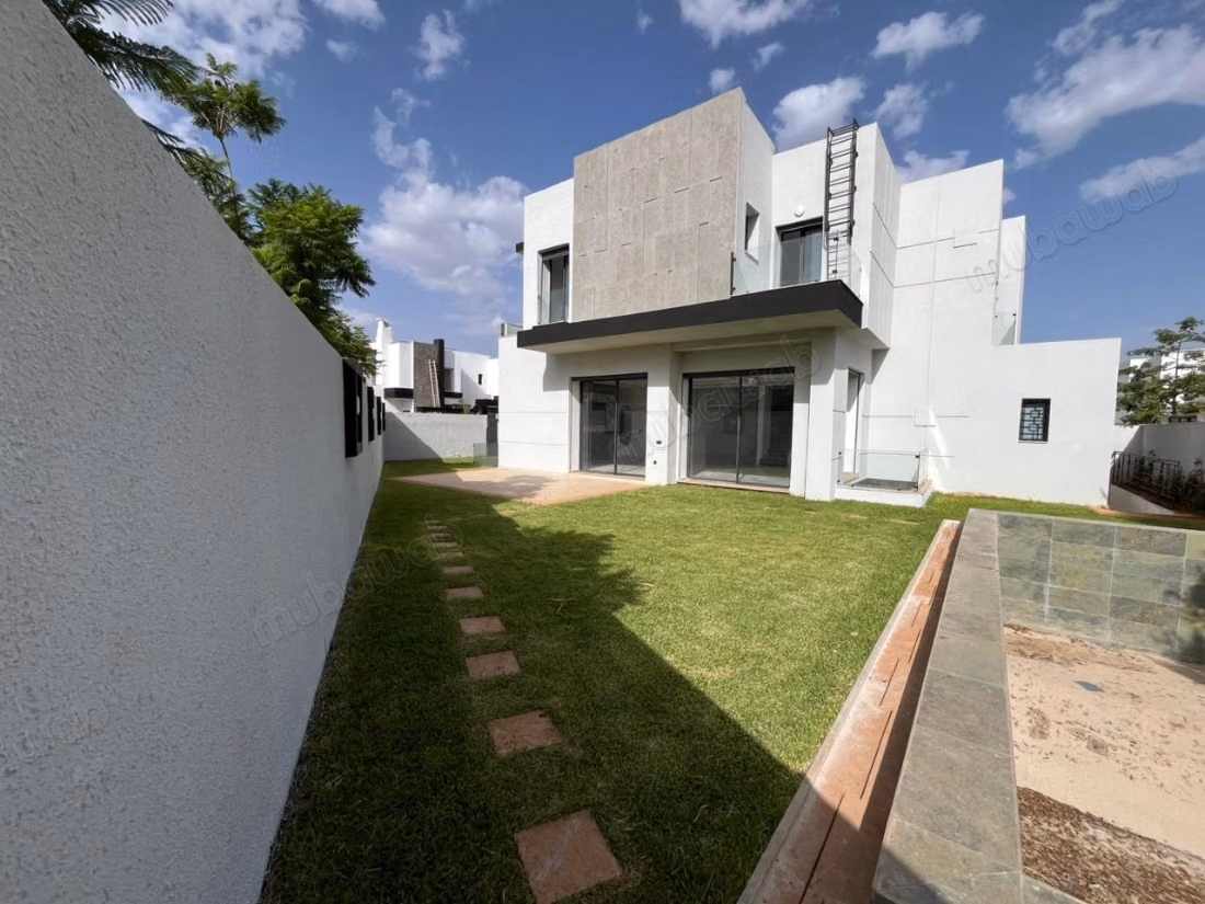 Villa en venta en la Ruta de Imouzzer en Fez