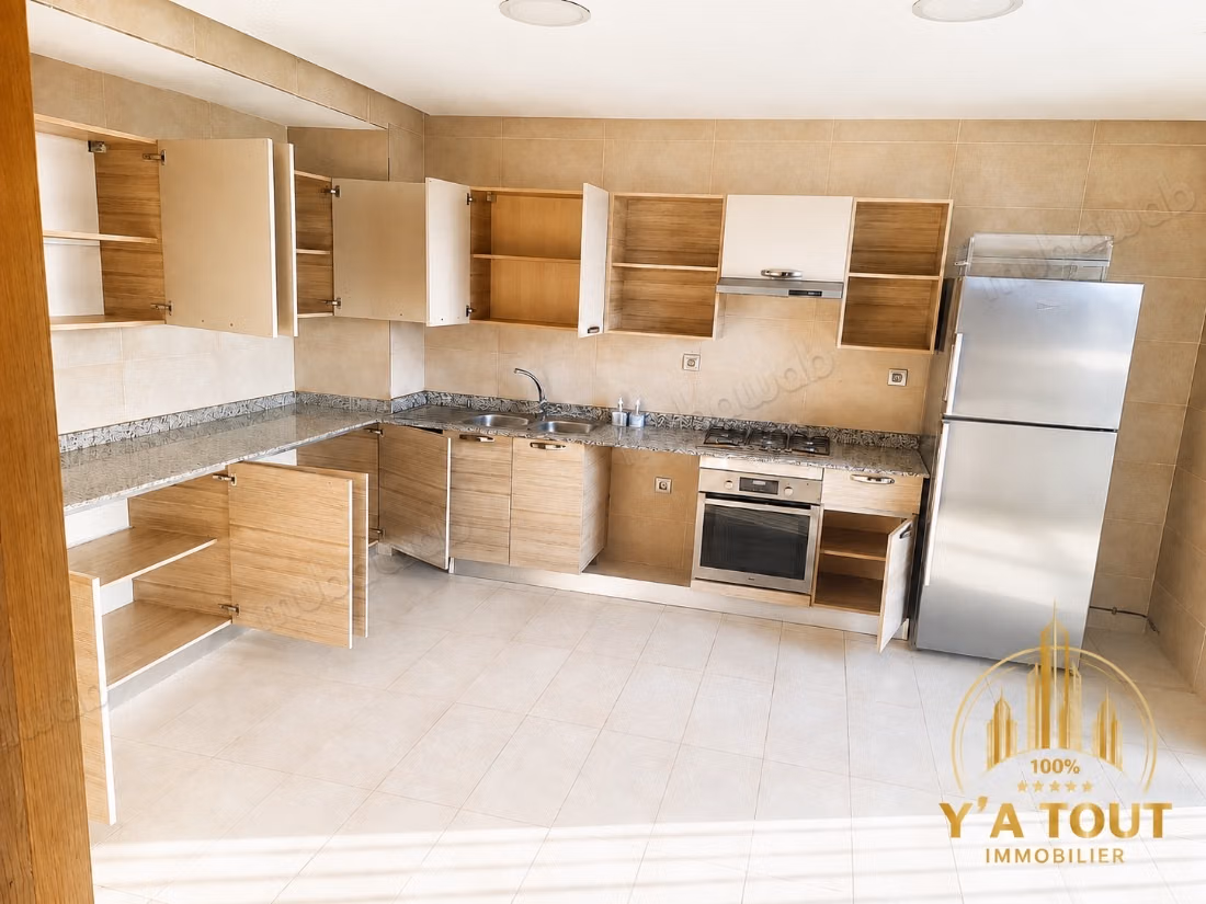 Duplex à louer – Hay Riad