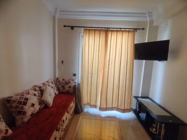 Apartamento en alquiler en hay riad Miloudi. Amueblado