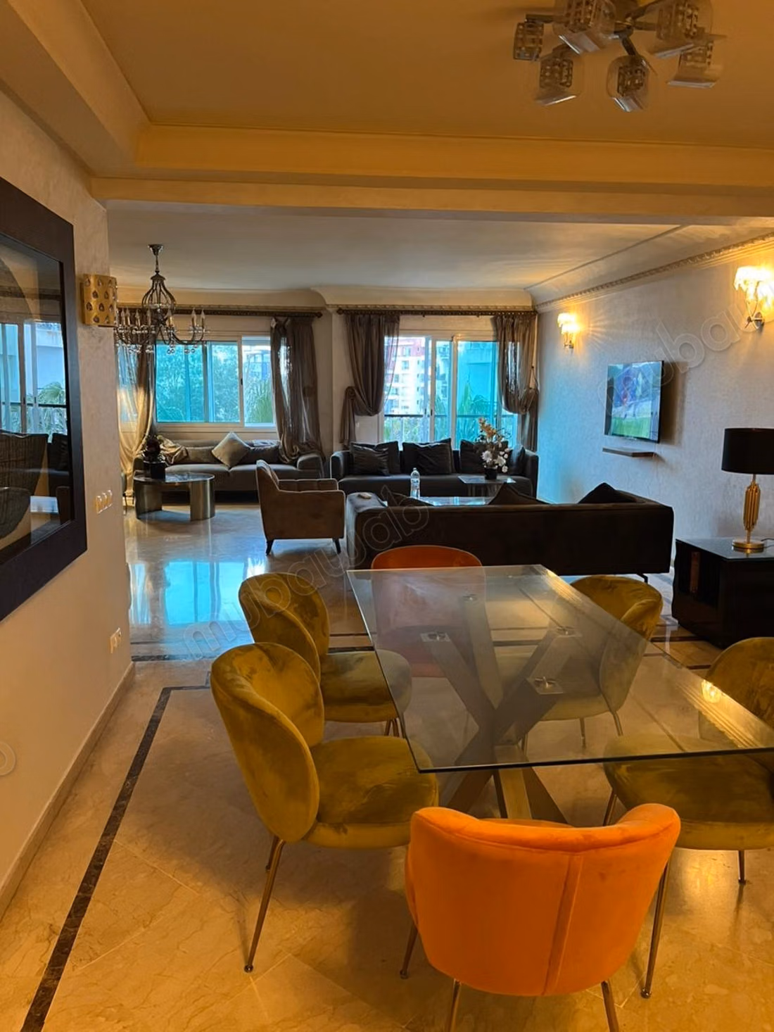 Appartement à louer à Racine. 5 pièces confortables. Meublé