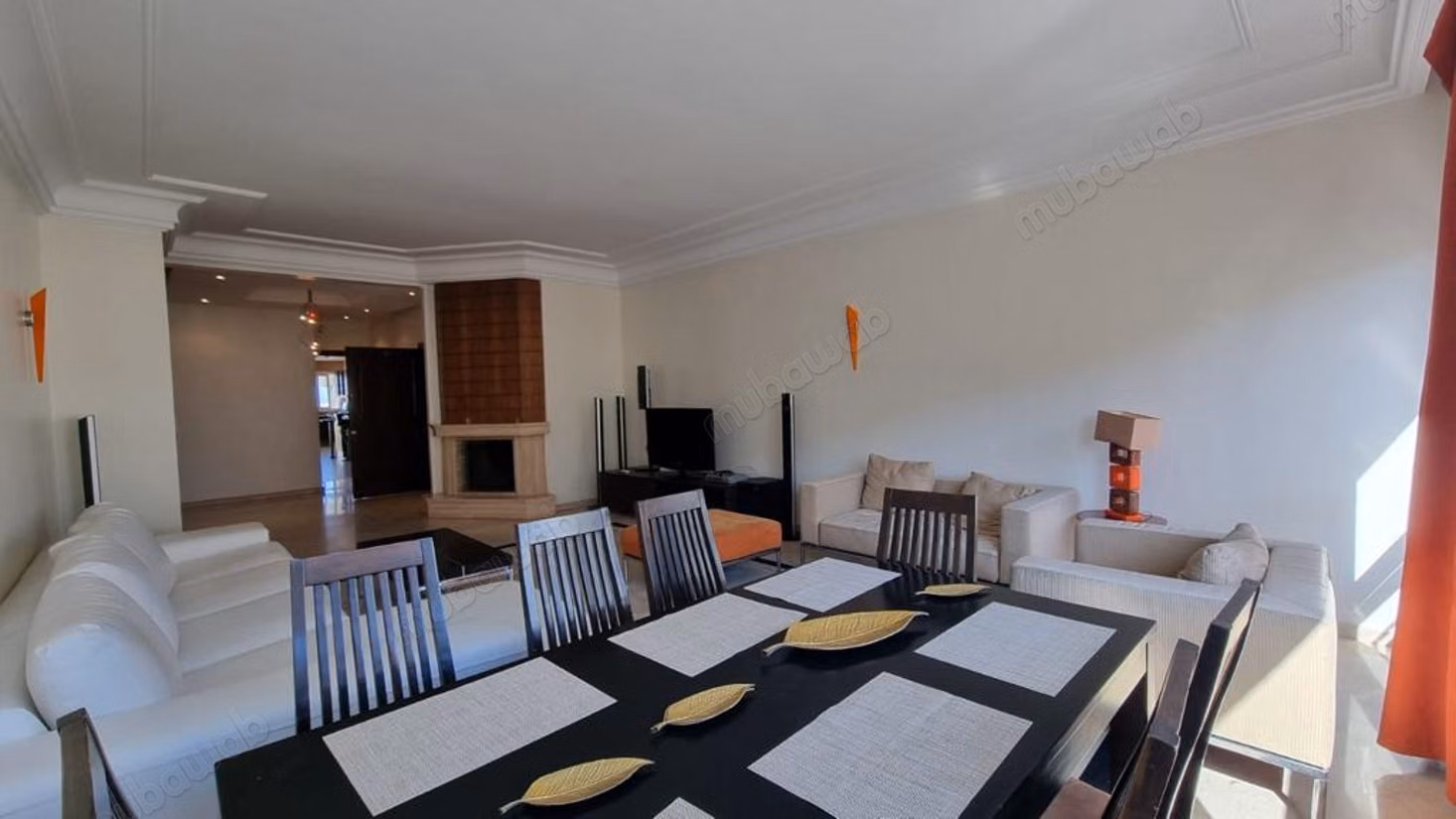 À louer – Appartement meublé, Racine