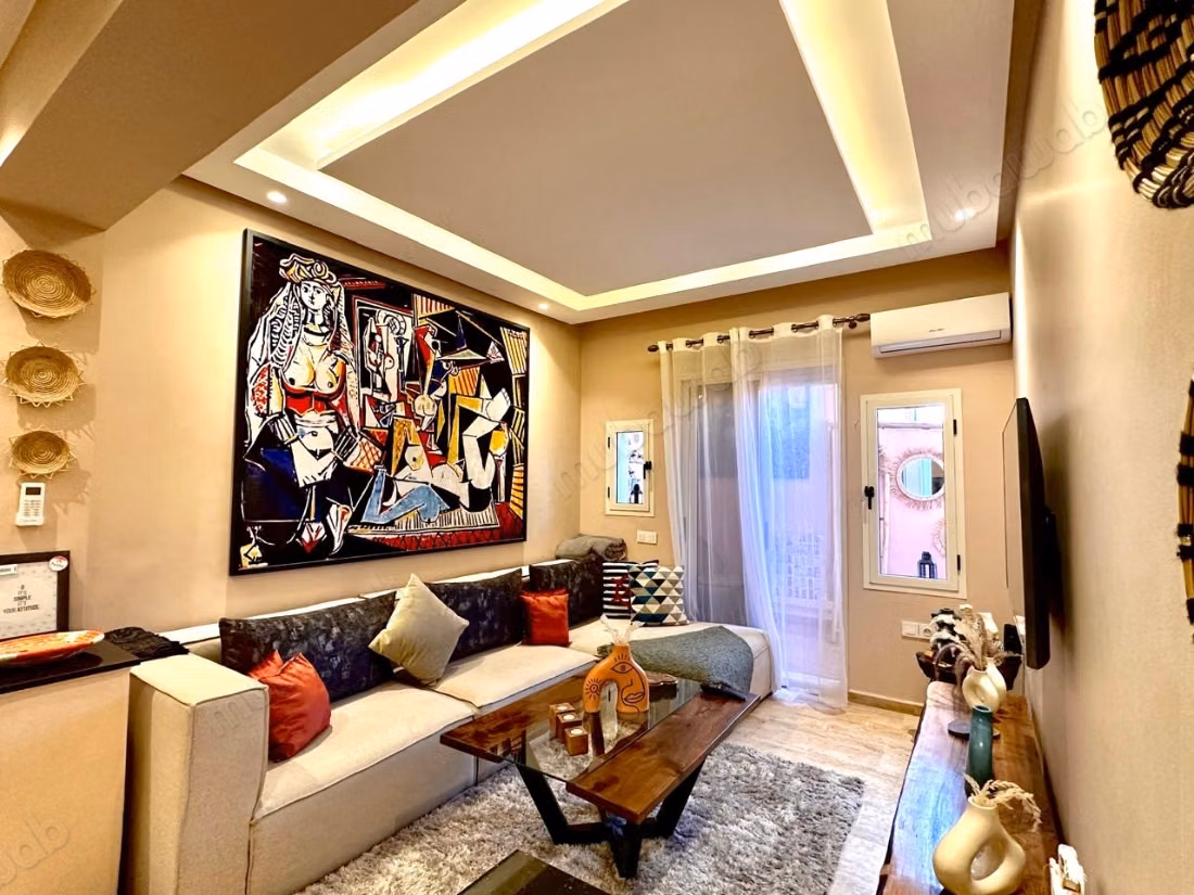 Bellissimo studio in affitto a Plaza