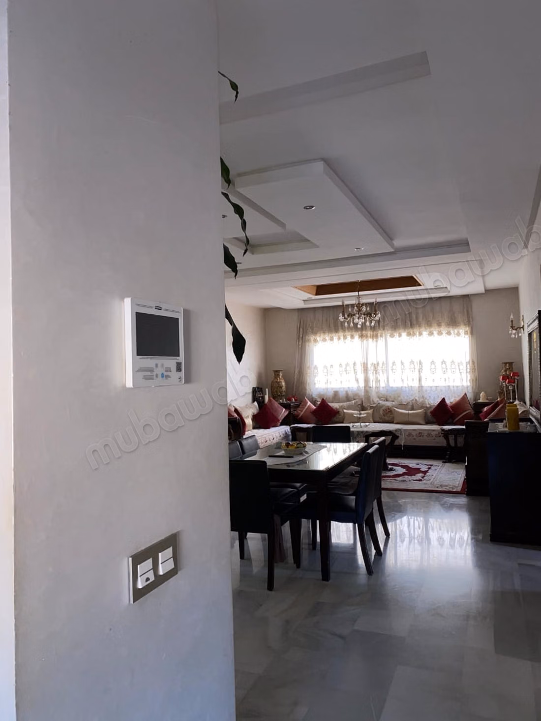 Apartamento en venta en Mozart. 3 habitaciones. Salón tradicional marroquí, residencia segura