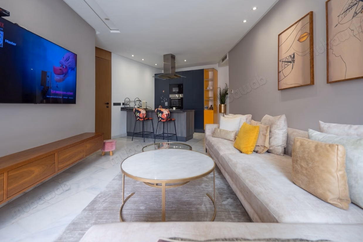 Bel appartement en location à Les princesses.
Surface totale 55 m².
Meublé