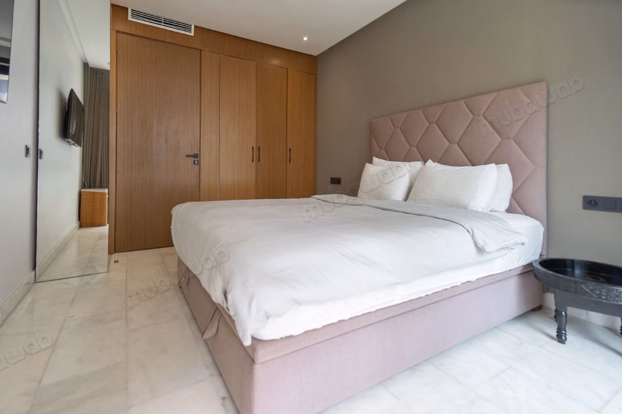 Bel appartement en location à Les princesses.
Surface totale 55 m².
Meublé