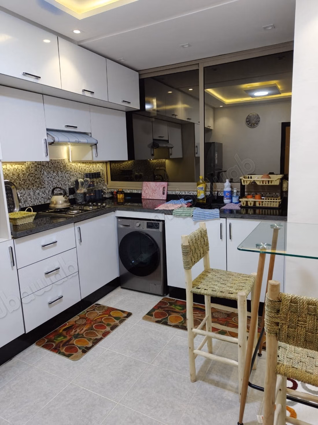 Mooie 2-slaapkamer gemeubileerd appartement