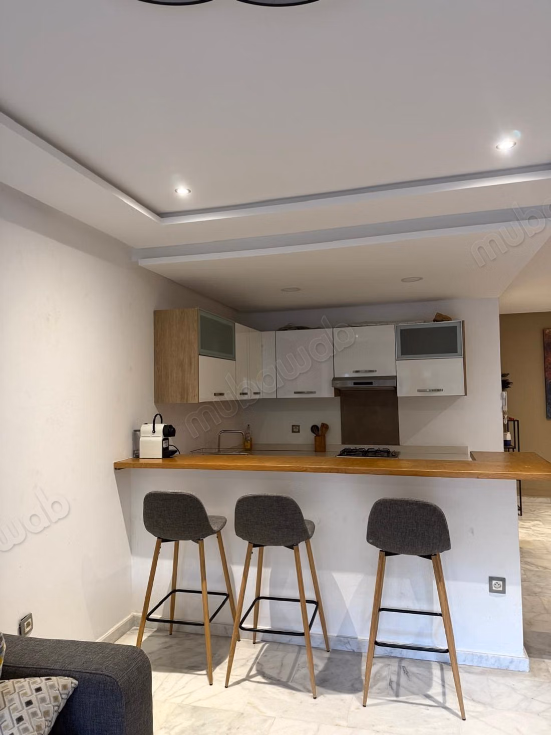 Très bel appartement en location à Ferme Bretonne 
Hay Arraha. 4 pièces. Meublé