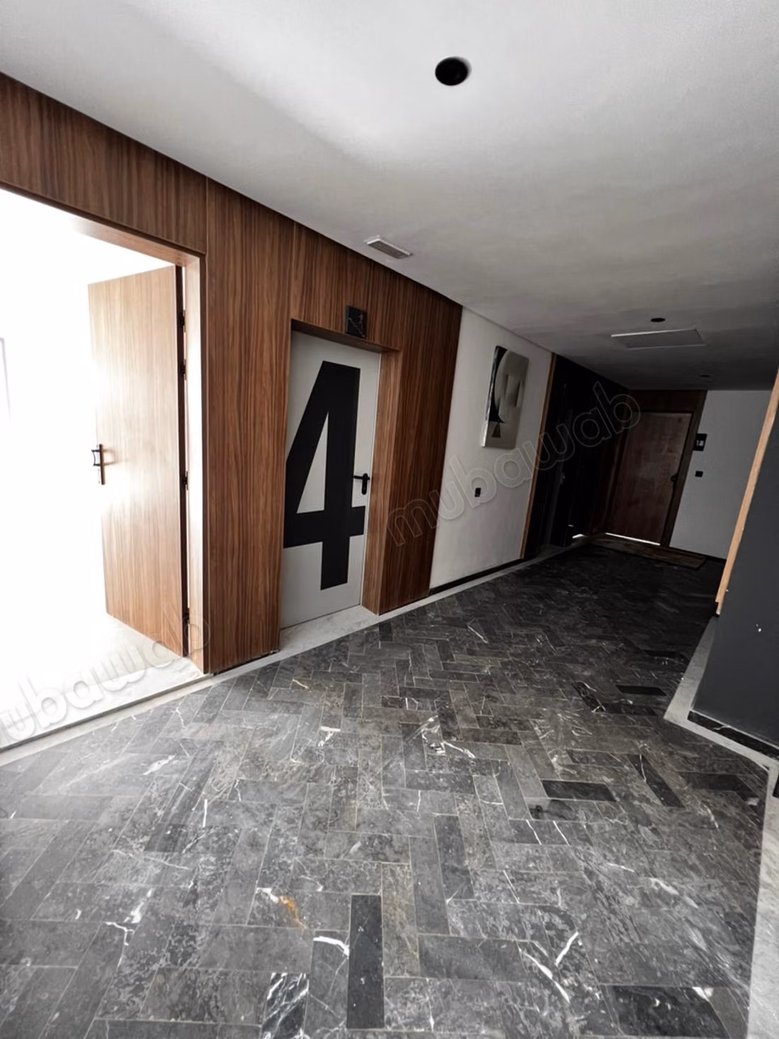 Bureau 46 m² à louer à Guéliz avec parking