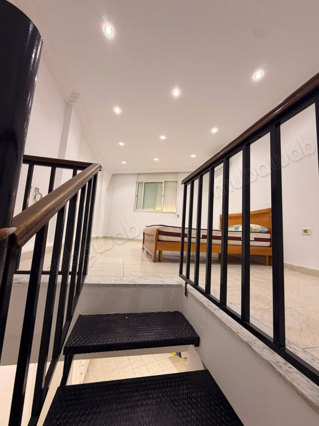Bel appartement en location à Cité Ezzouhour.
Surface totale 54 m²