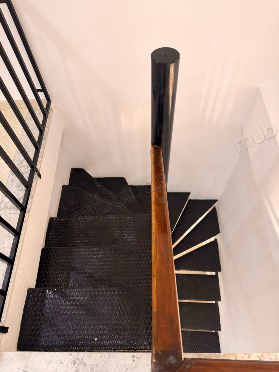 Bel appartement en location à Cité Ezzouhour.
Surface totale 54 m²