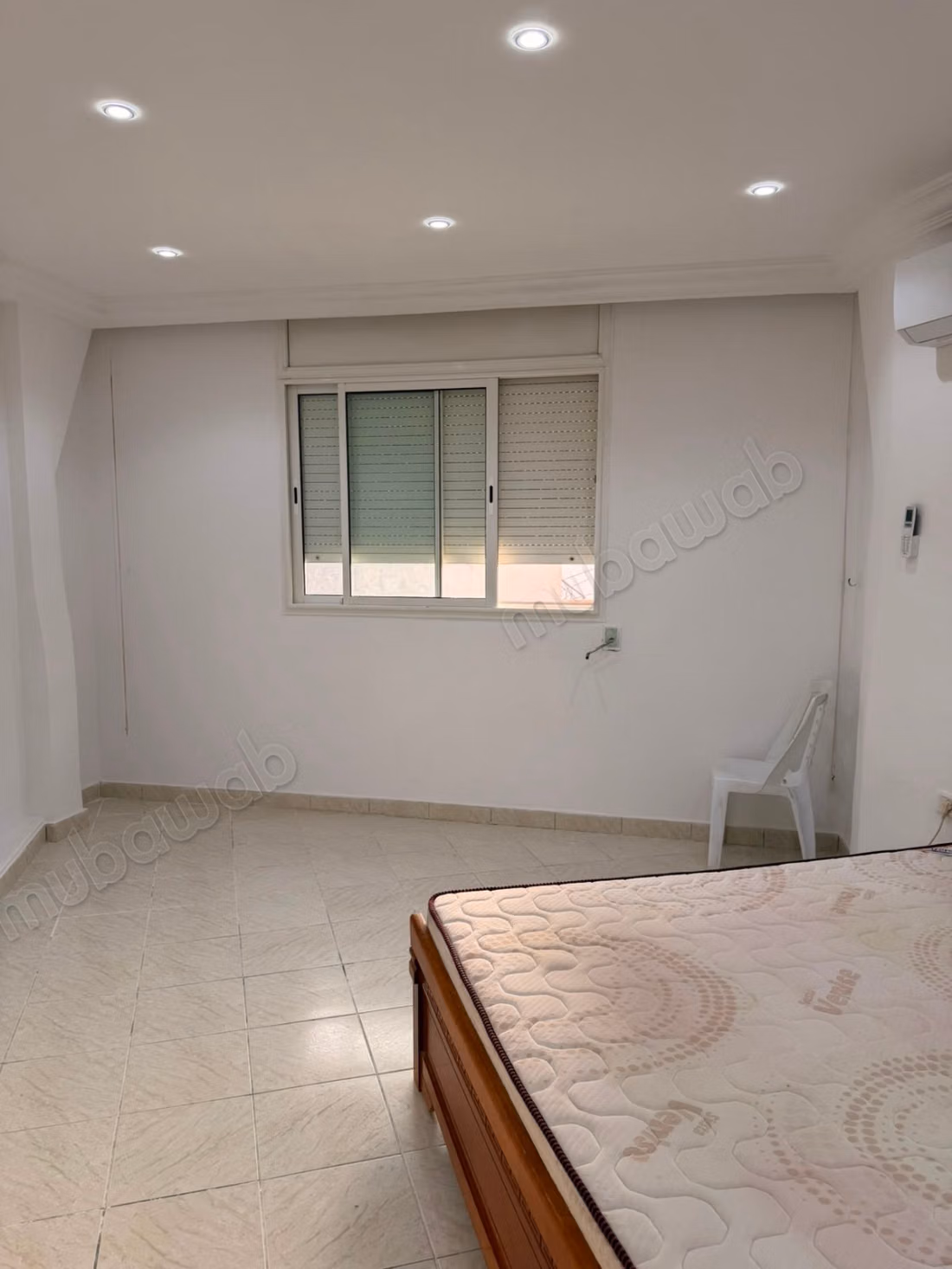 Bel appartement en location à Cité Ezzouhour.
Surface totale 54 m²