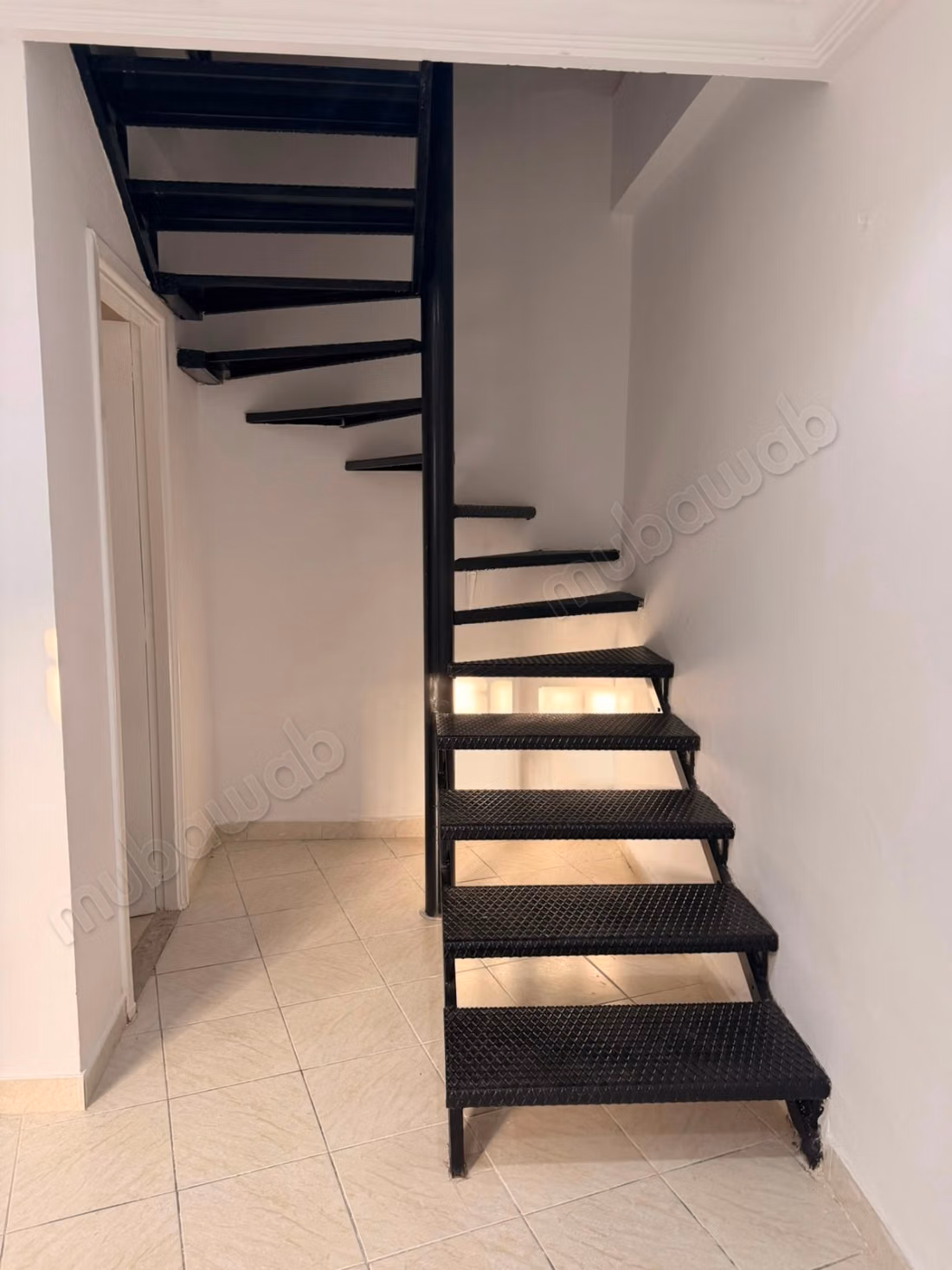 Bel appartement en location à Cité Ezzouhour.
Surface totale 54 m²