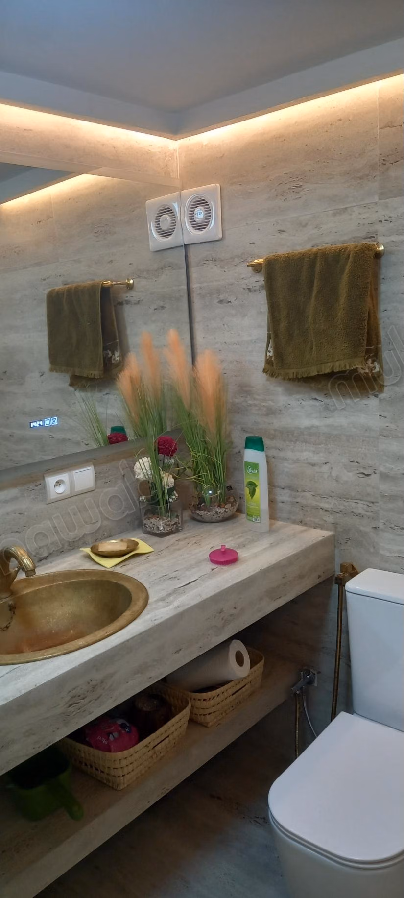 Venta de apartamento en el centro de la ciudad de Fez. Superficie total de 108 m². Con ascensor y terraza