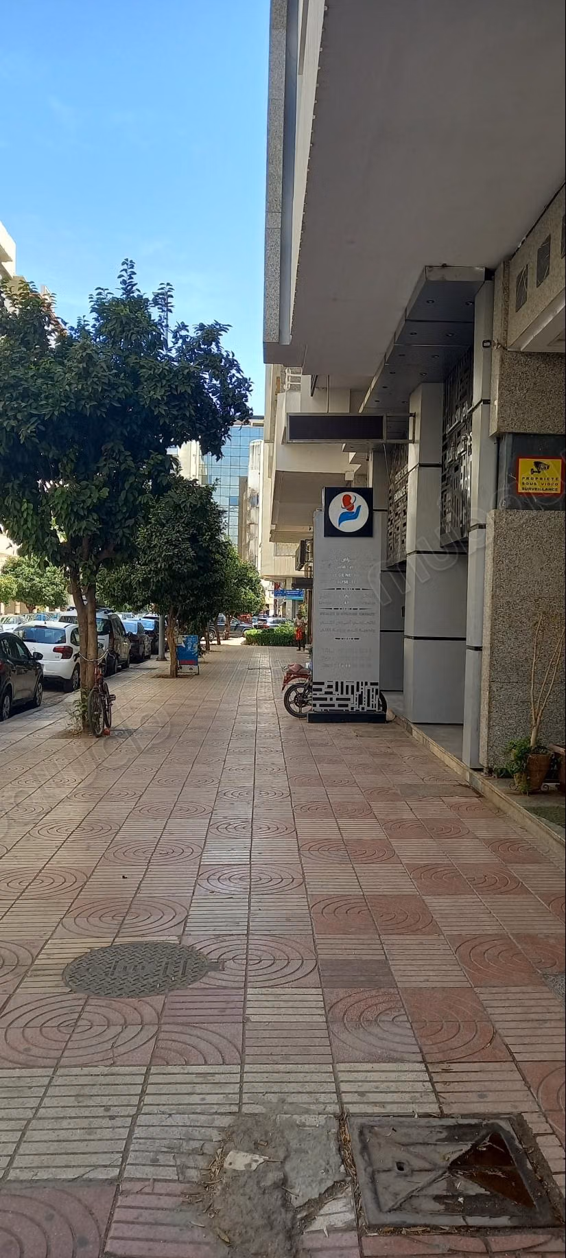 Venta de apartamento en el centro de la ciudad de Fez. Superficie total de 108 m². Con ascensor y terraza