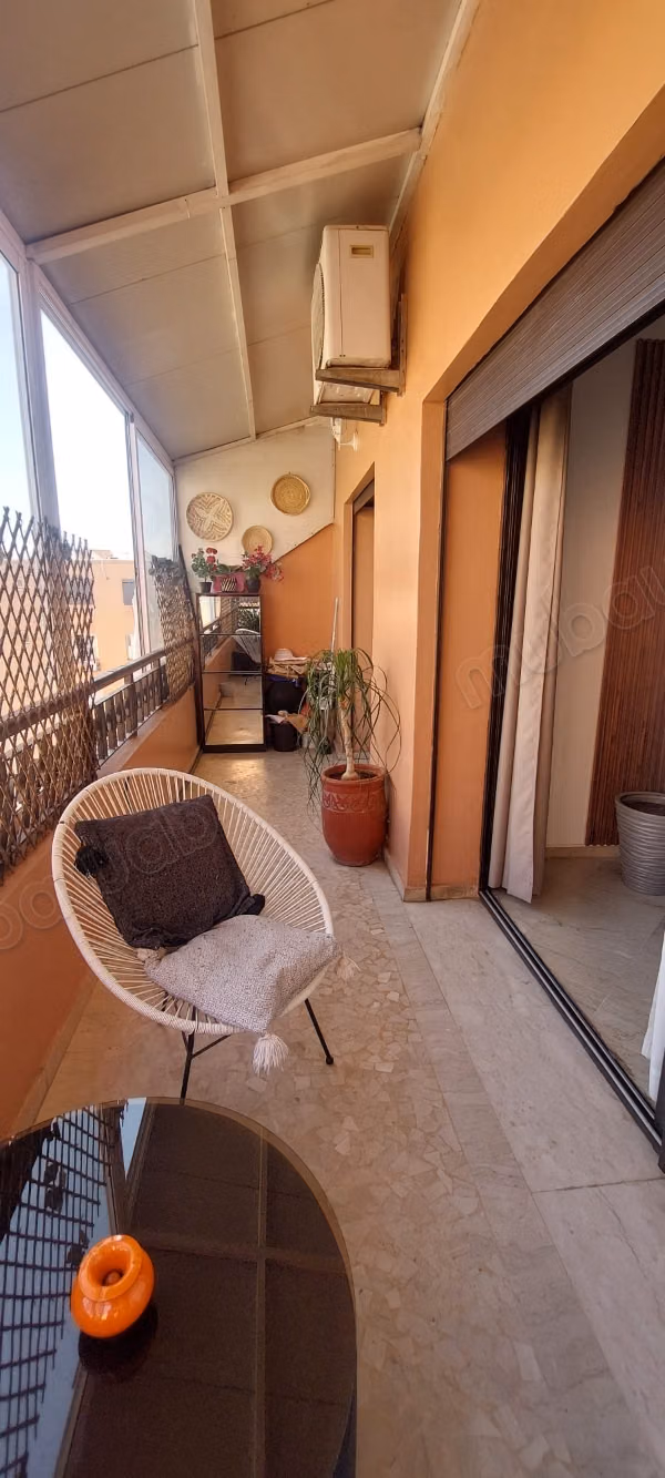 Beautiful studio for sale in Guéliz, residence with pool