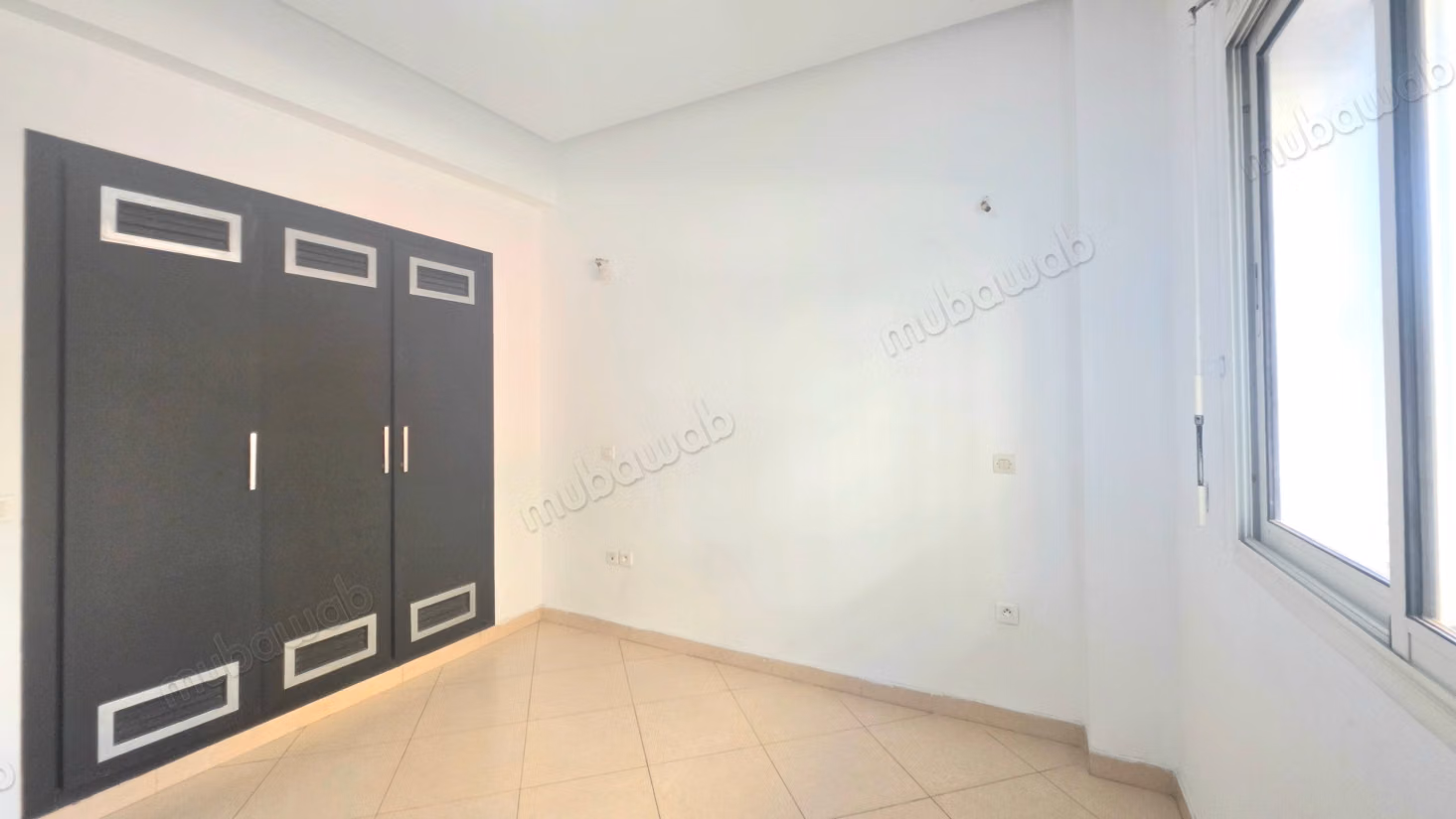 Apartamento con terraza en Al Qods en venta