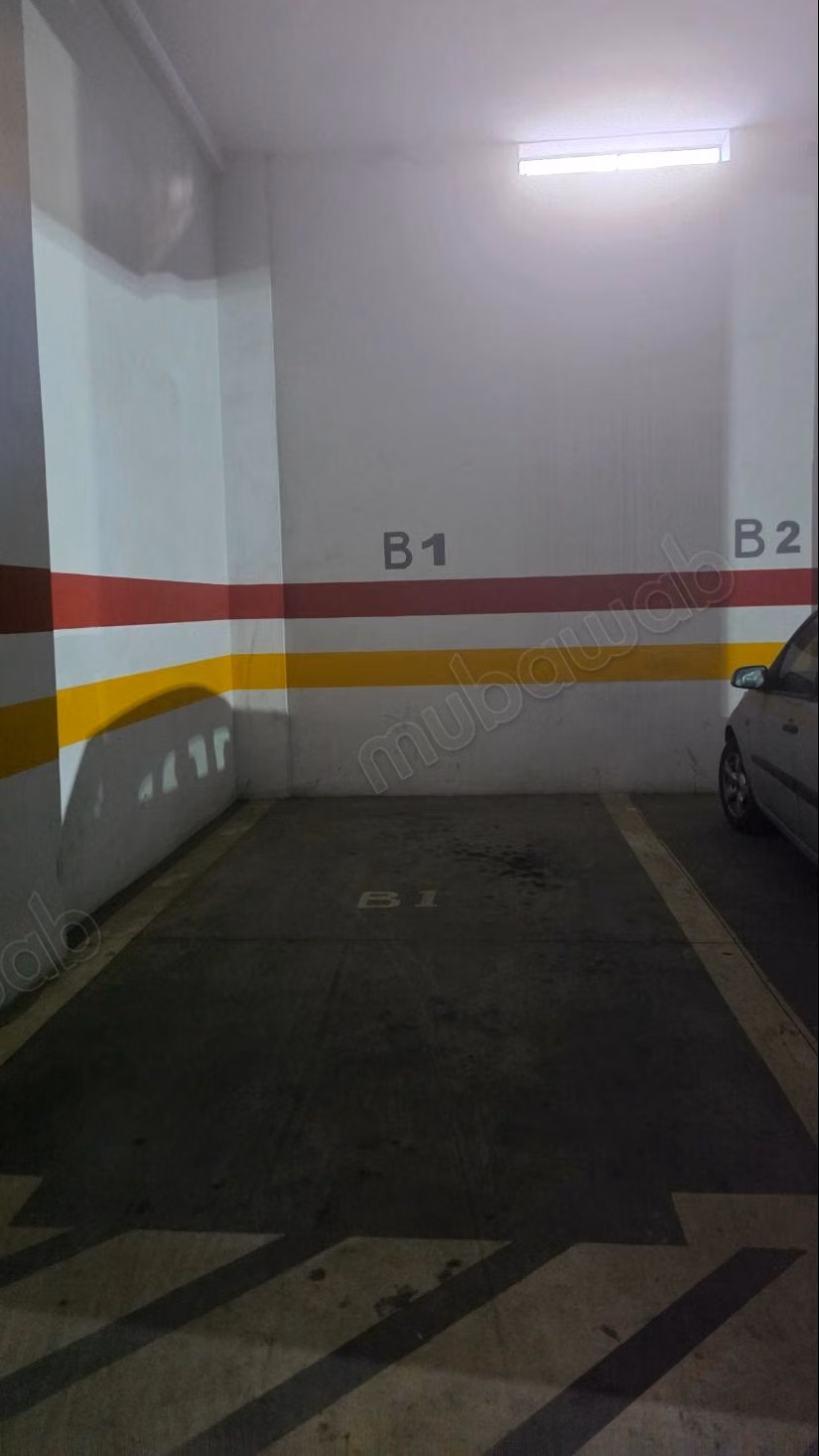 Apartamento con terraza en Al Qods en venta