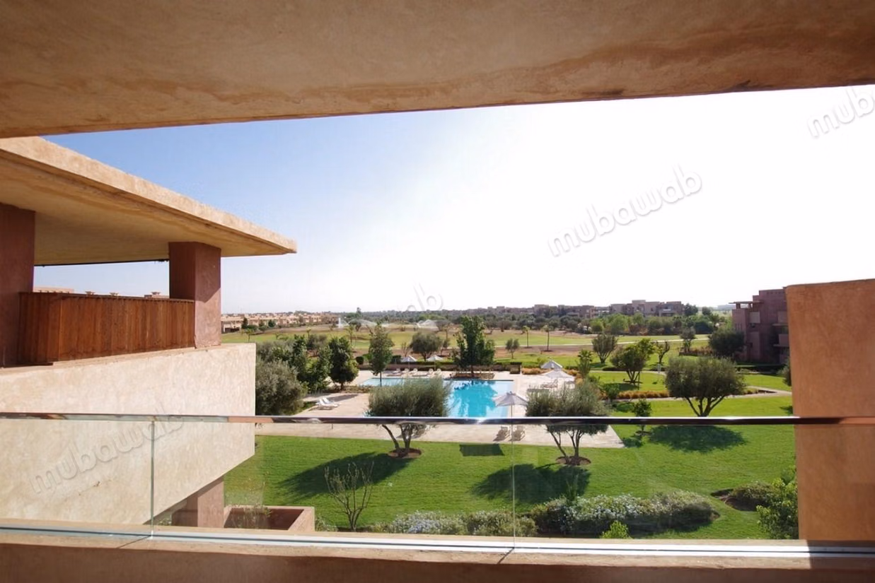 Bonita apartamento en una hermosa residencia de golf