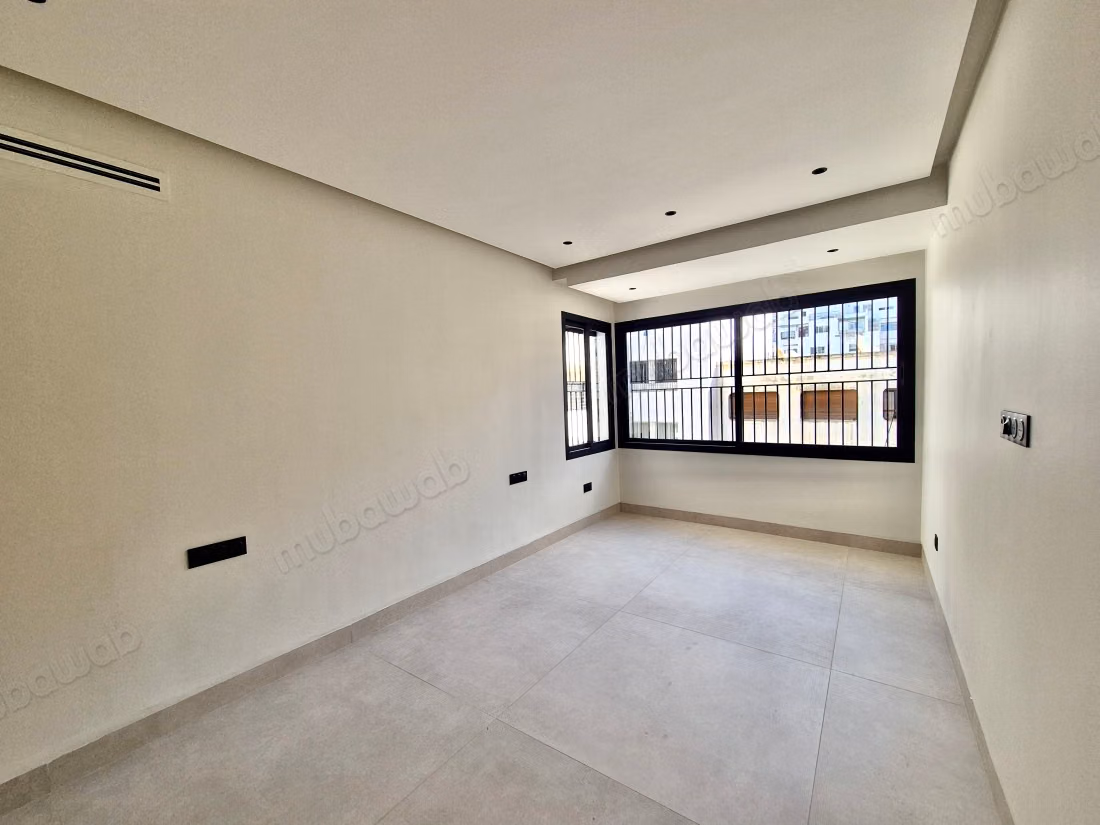 Appartement Vide Racine