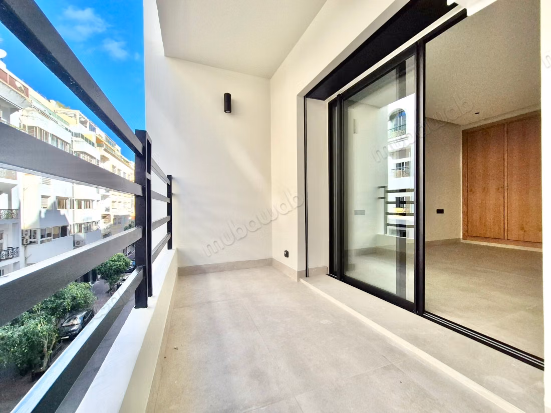 Appartement Vide Racine