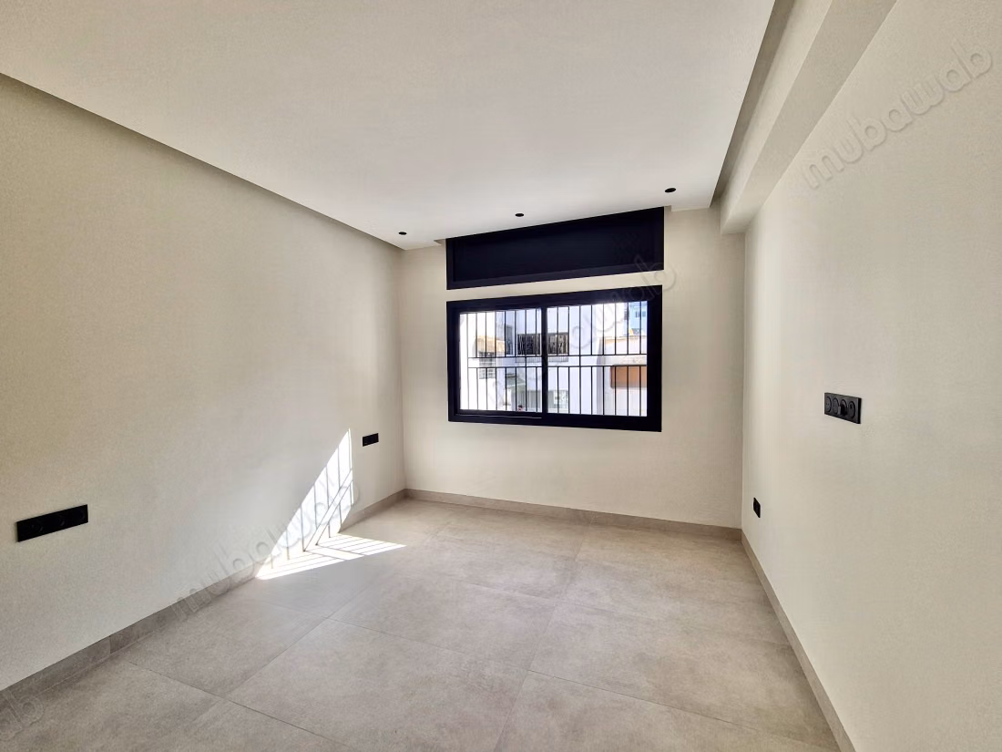 Appartement Vide Racine