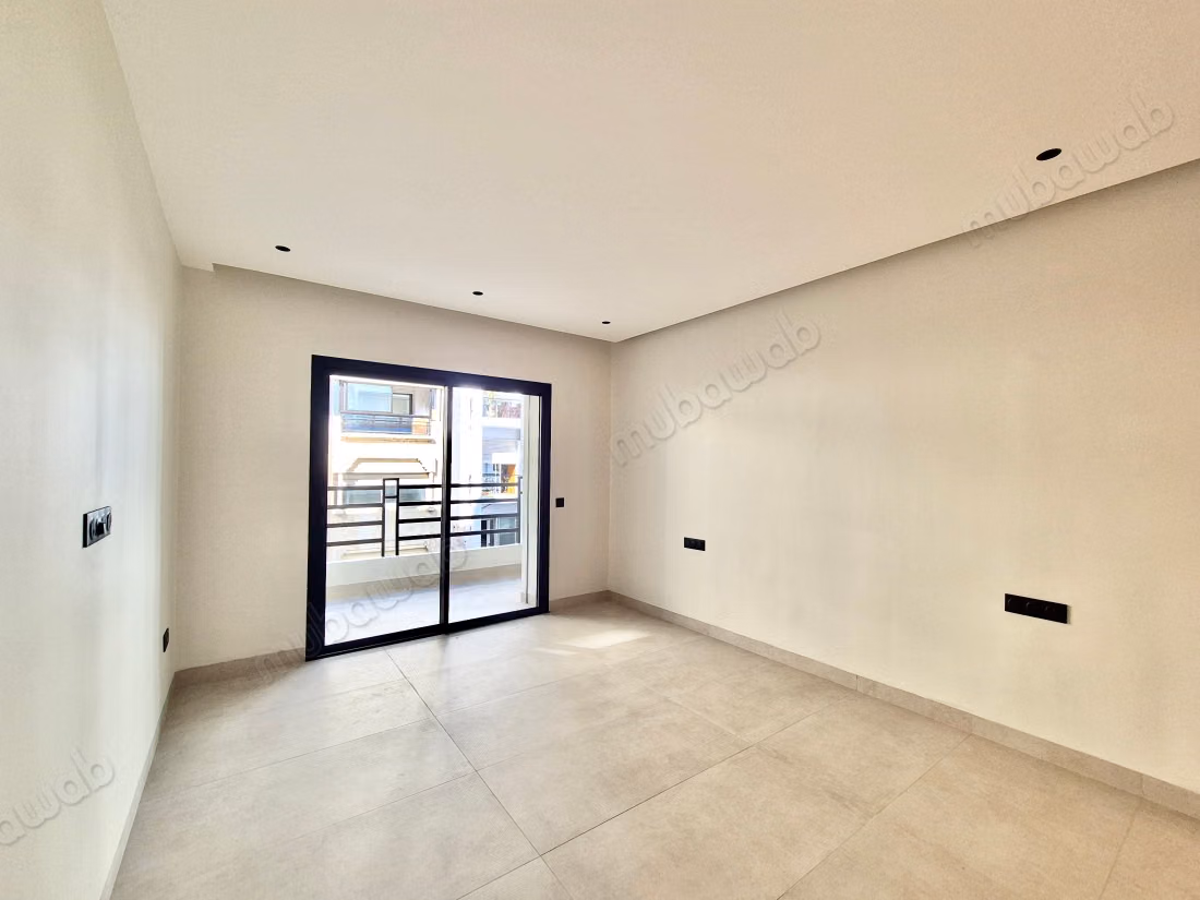 Appartement Vide Racine