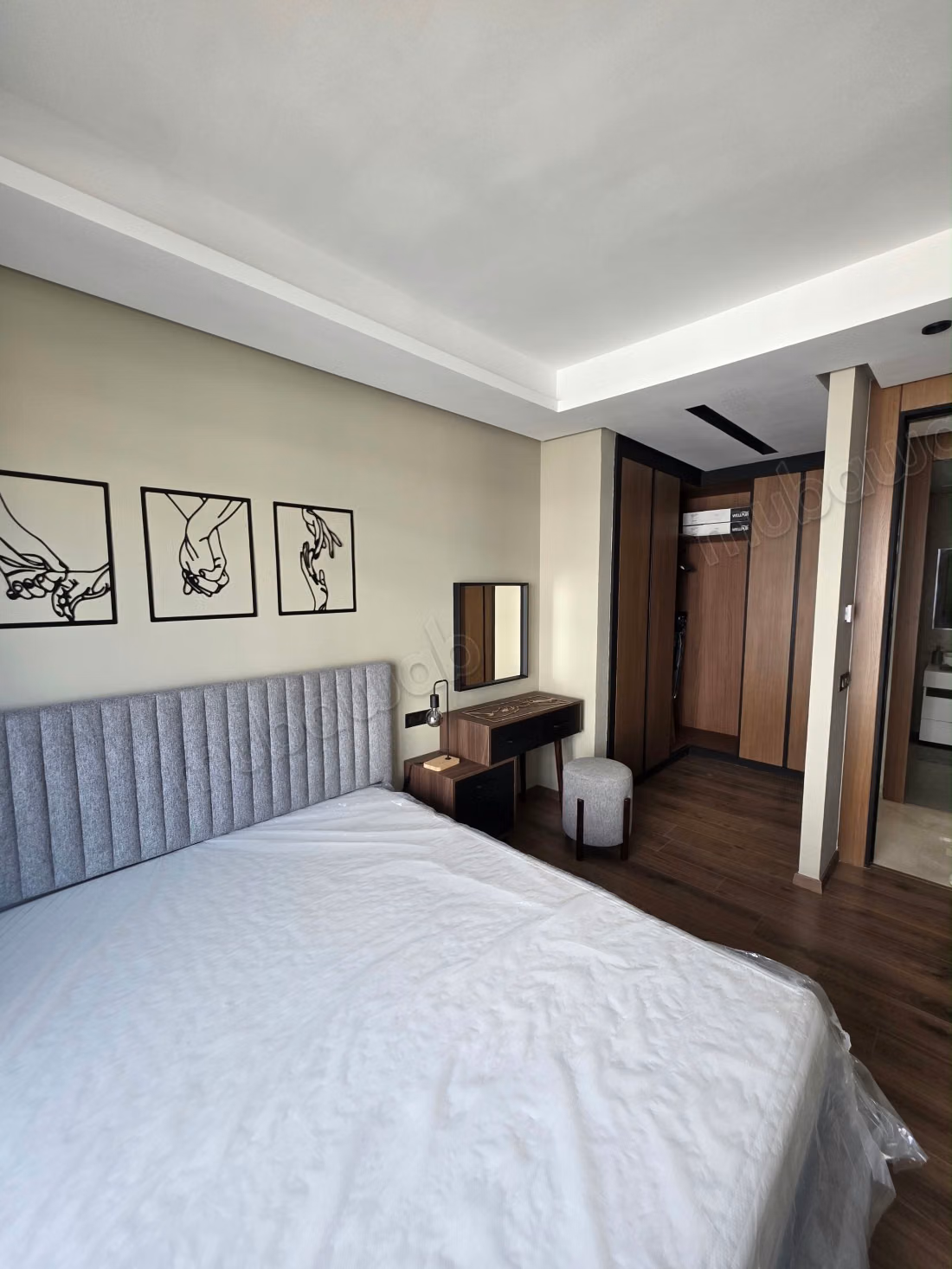 New furnished studio at CFC