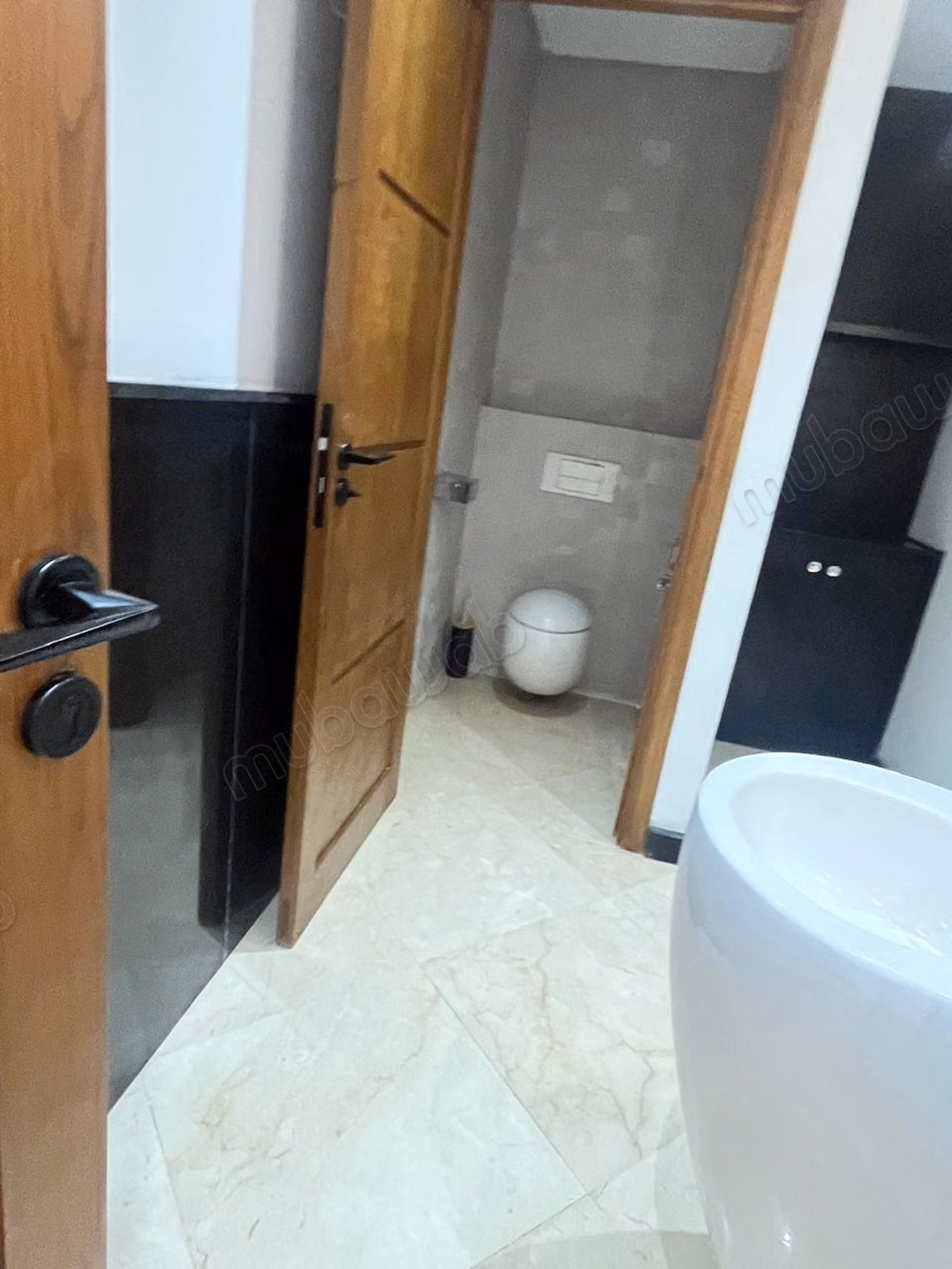 Premium villa for office use for rent in Anfa. Area 1000 m². Beautiful terraces and garden