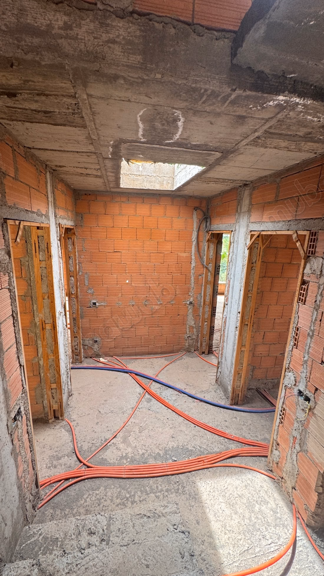 Somptuosa casa en venta en la ruta de Amazmiz. 4 habitaciones. Piscina y servicio de conserjería